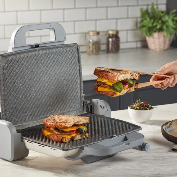 Homend Toastbuster 1330h Bulut Kremi Tost Makinesi