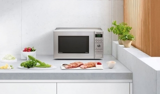 Panasonic NN-GD37HSGTG - 2