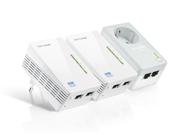 TP-Link TL-WPA4226T KIT AV500 Powerline Universal WiFi Range Extender, 3-lü Kit