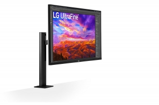 LG UltraFine 32UN88AP-W görsel 3
