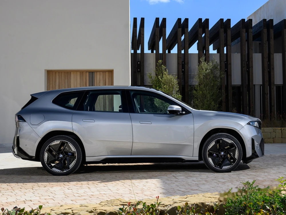 BMW iX3 50 xDrive