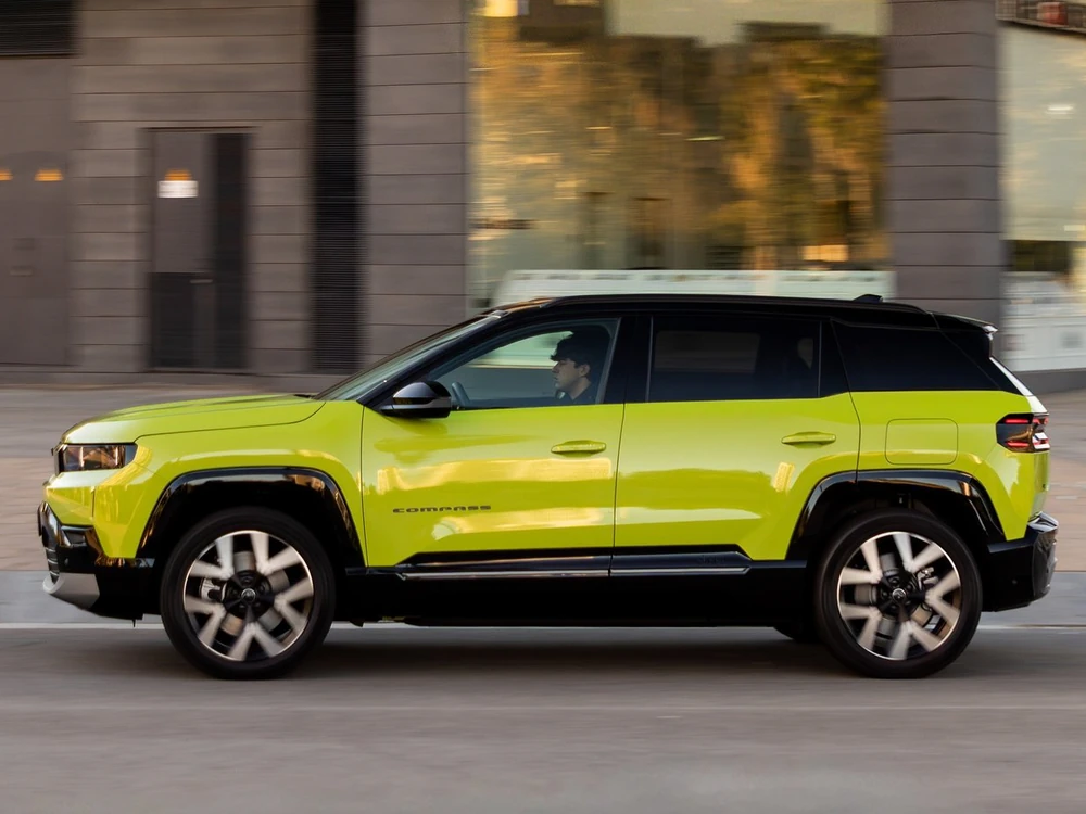 Jeep Compass model görseli