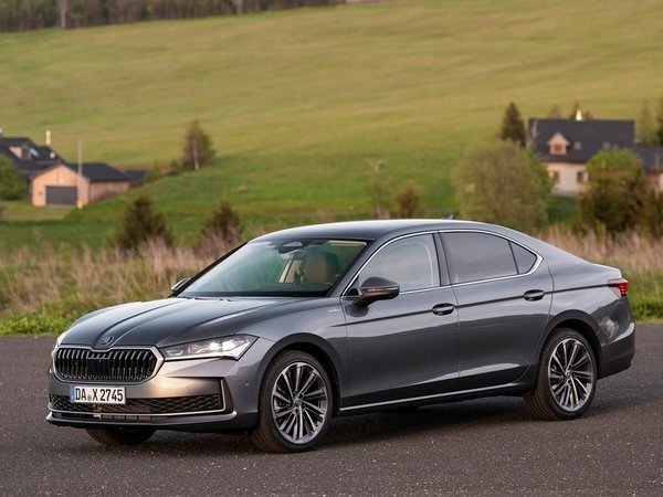 Skoda Superb 1.5 Sportline